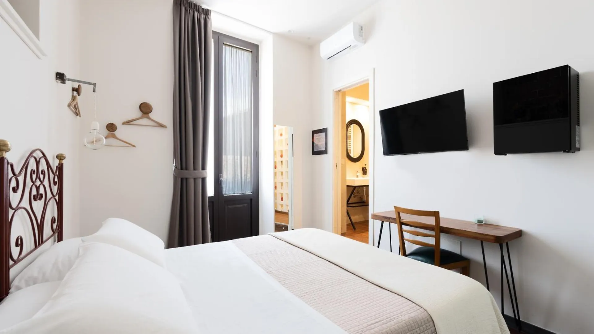 Holiday Lux Boutique Room Catania Bed & Breakfast